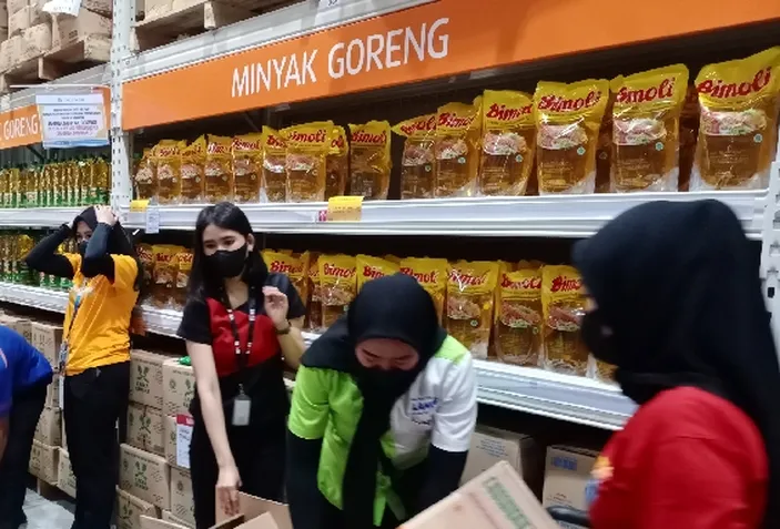 Berapa Harga Minyak Goreng Kemasan Di Pasar Usai Het Minyak Dicabut Mulai Maret Media