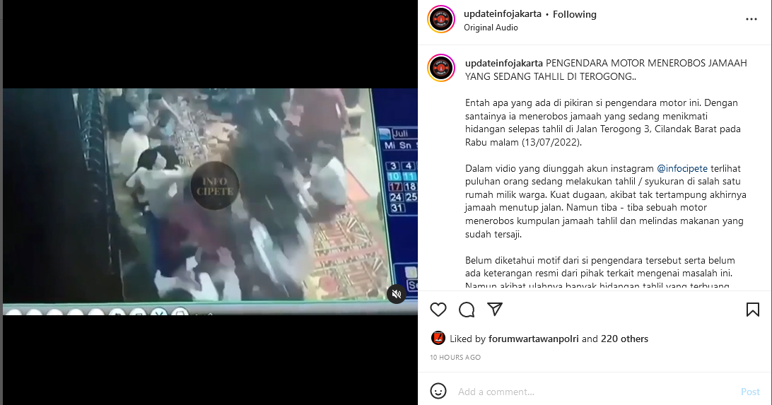 Video viral pemotor melintasi warga yang tahlilan.