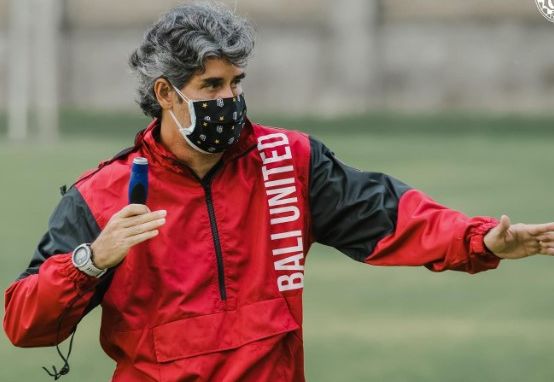 Pelatih Bali United Stefano Cugurra