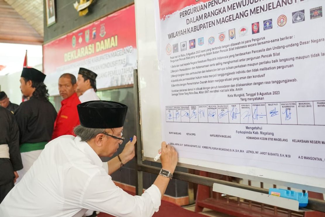 Deklarasi Pemilu Damai 2024 dari beberapa perguruan silat di Magelang.