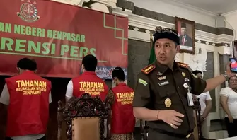 review novel layangan putus Dalami Kasus WNA Ber-KTP Indonesia di Bali, Kejari Denpasar Amankan 5 Tersangka