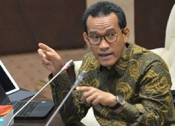 Refly Harun Blak-blakan soal Reshuffle Kabinet Jokowi, 6 Menteri Ini Disebut.