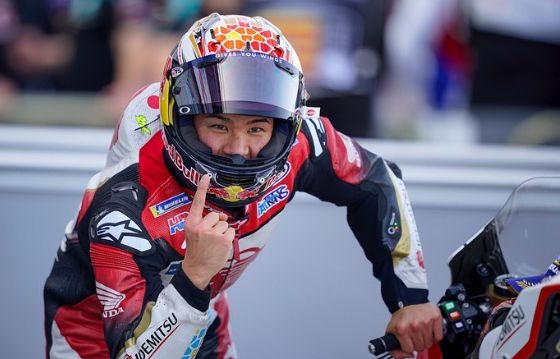 Pebalap dari tim LCR Honda, Takaaki Nakagami berhasil pecahkan rekor MotoGP yang tidak terpatahkan selama 16 tahun 