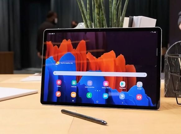 Lenovo Tab P11 Pro dengan layar OLED yang berkualitas, performa yang baik, harga yang kompetitif, dan fitur-fitur yang lengkap.