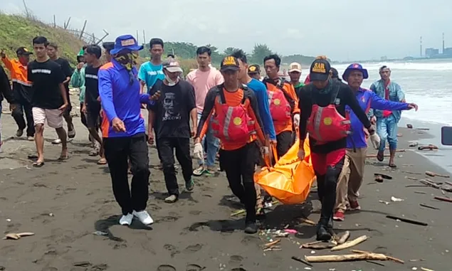 Dua Hari Pencarian, Penjaring Ikan yang Tenggelam di Pantai Kemiren Cilacap Ditemukan Meninggal