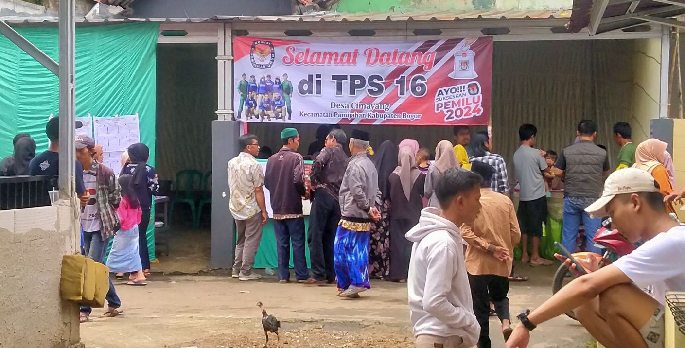 Suasana pencoblosan di TPS di pelosok Desa di Kabupaten Bogor