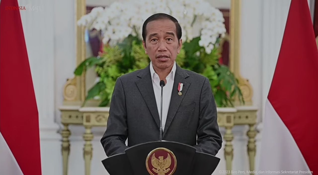 Presiden Jokowi menyampaikan pernyataannya perihal permasalahan perhelatan Piala Dunia U20.