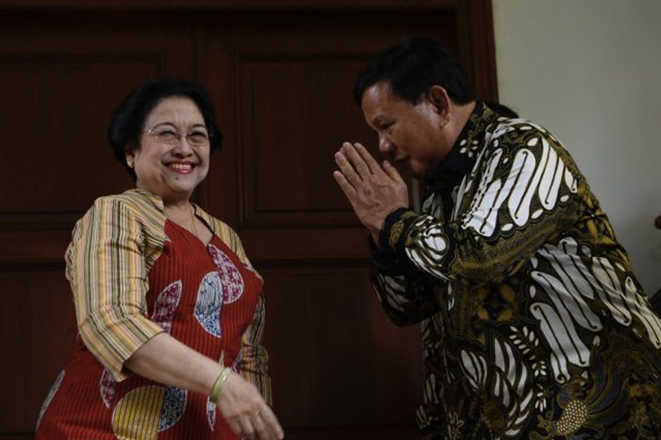Ketua Umum PDI Perjuangan Megawati Soekarnoputri dan Ketua Umum Partai Gerindra Prabowo Subianto.
