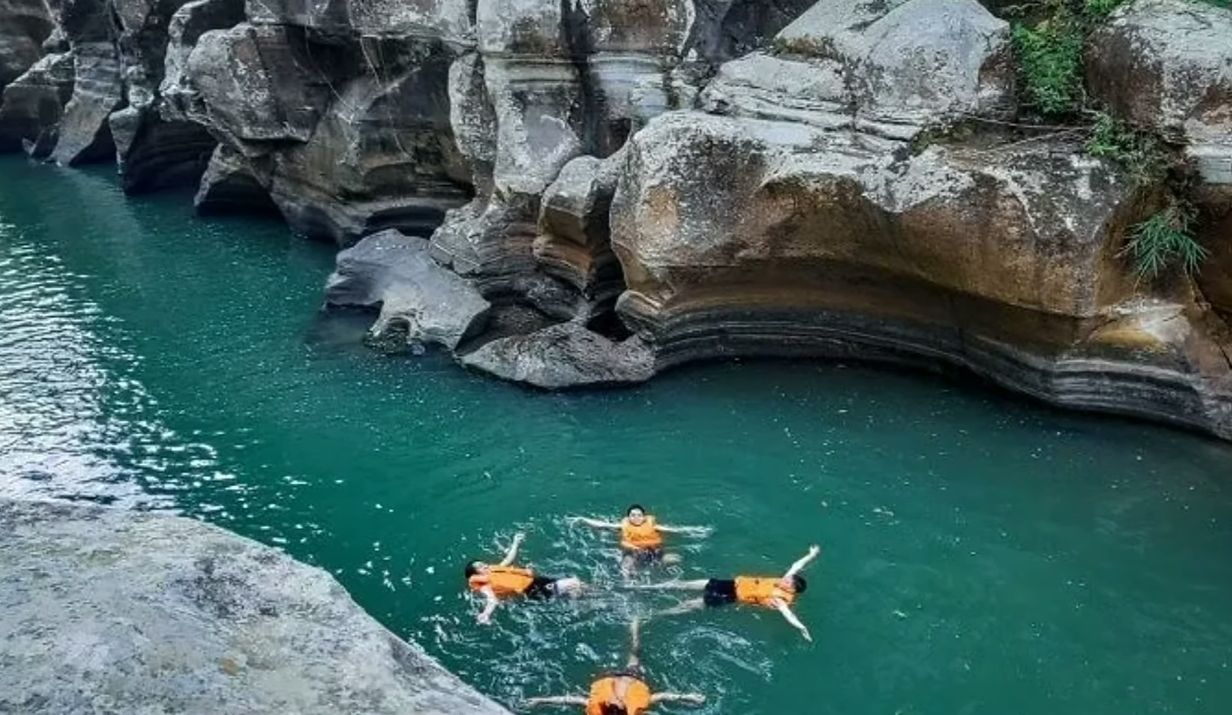 Tempat Wisata Tonjong Canyon Cipatujah, Tasikmalaya/screenshot/YouTube/Info Channel.