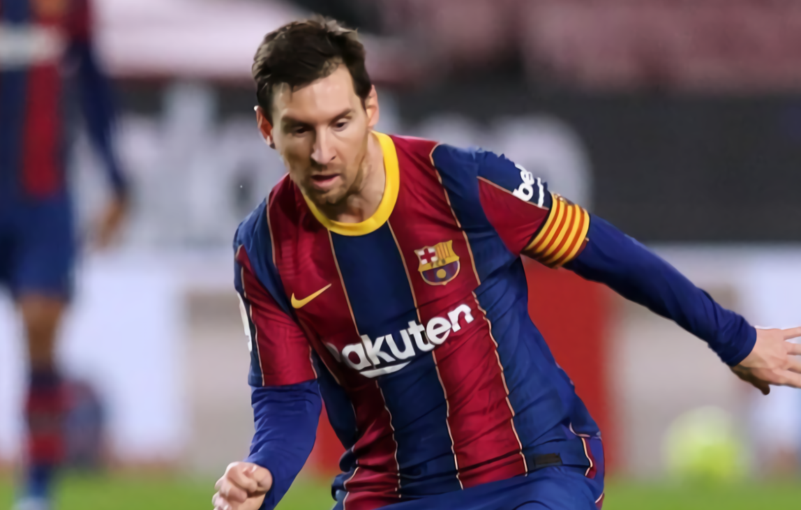 Bintang Barcelona Lionel Messi membuka kemungkinan tinggalkan Barcelona mengingat ia kini boleh menerima pengajuan tawaran klub yang meminatinya
