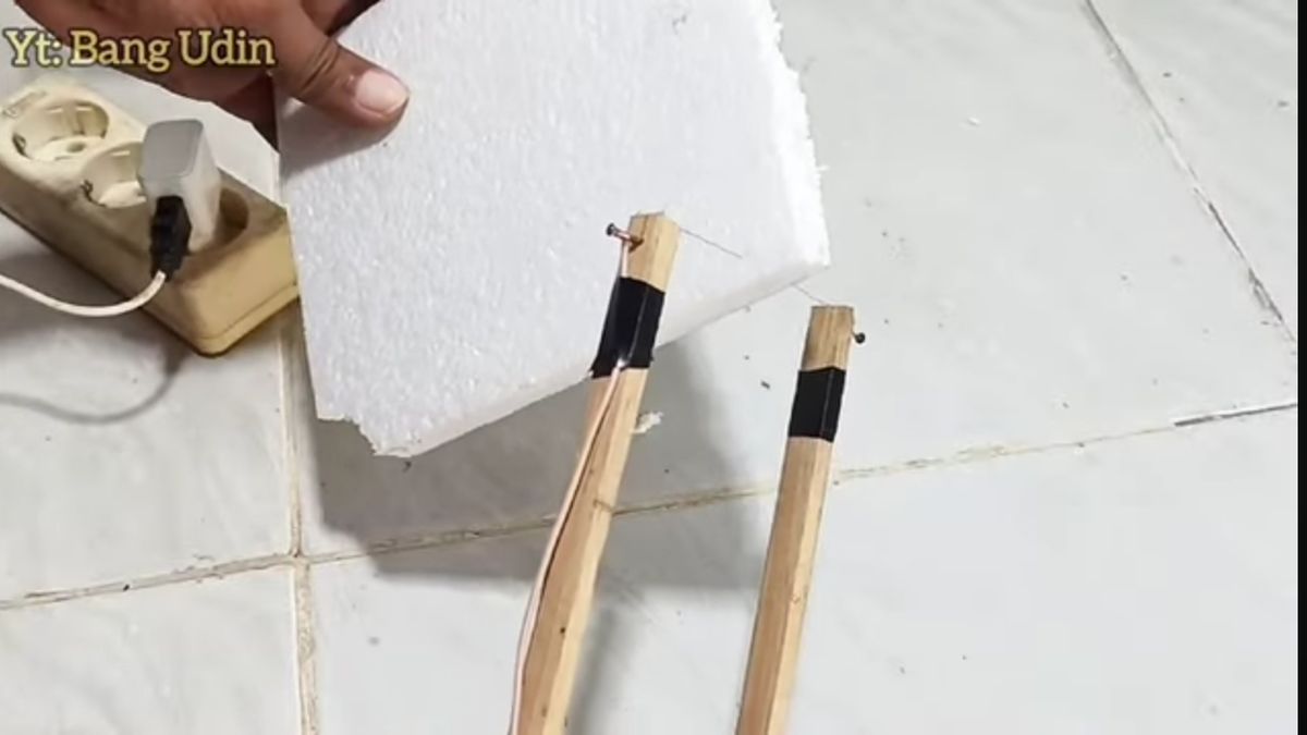 Ide Kreatif Membuat Sendiri Alat Potong Sterefoam Untuk Membuat Huruf