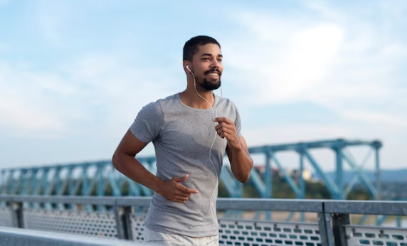 Tanpa Obat Kuat, Ini 6 Olahraga Jaga Vitalitas untuk Pria Sukses