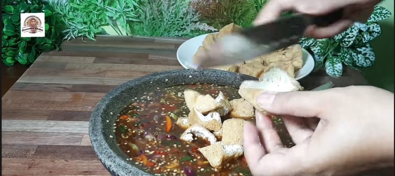 Gampang pisan bun cara membuat tahu gejrot khas Cirebon ini, ga lama, ga ribet, dan anti gagal. 