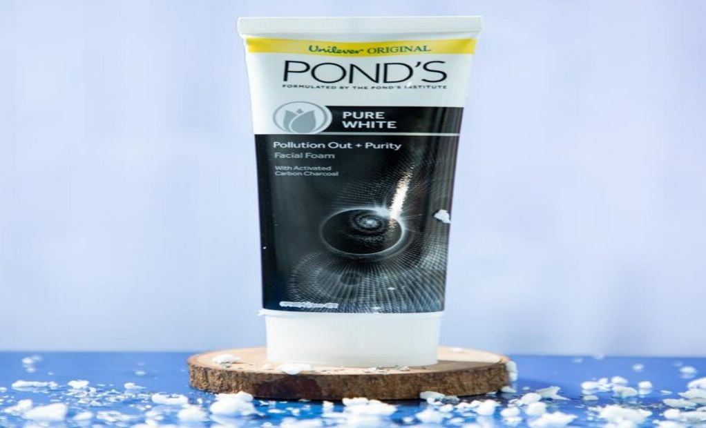 Pond's Pure White Deep Cleansing Face Wash