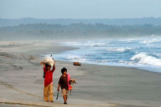 Gempa Di Laut Jawa Warga Pangandaran Dikagetkan Dengan Guncangan Pikiran Rakyat Com