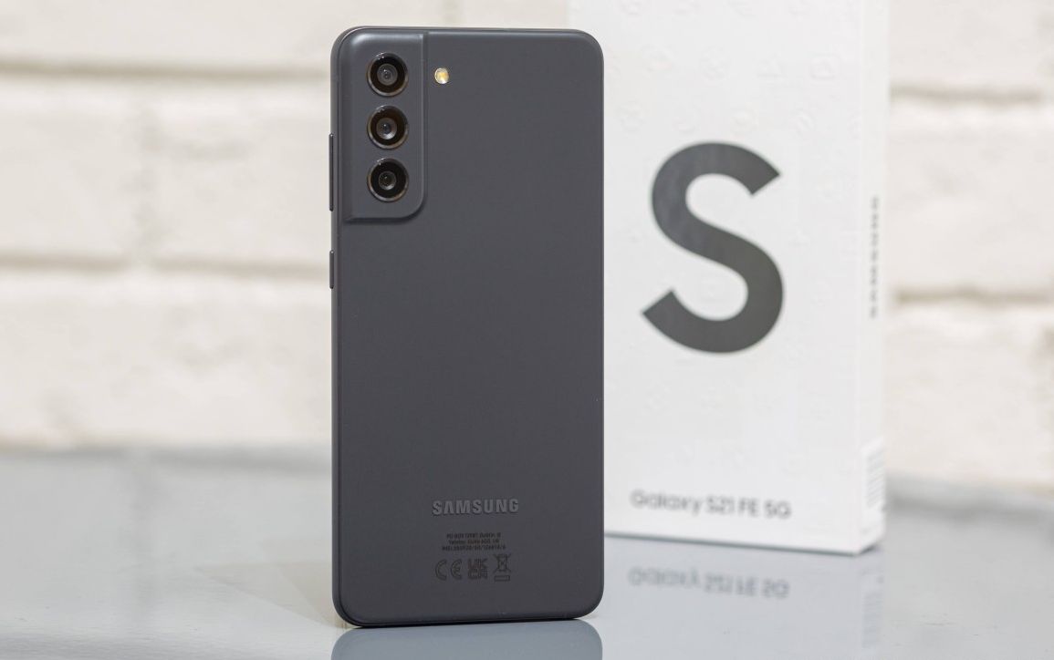 Samsung Galaxy S21 FE 5G.
