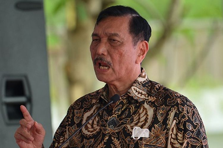Kata Luhut Pandjaitan Soal Isu Jadi Ketum Golkar Baru: Kita Lihat Aja