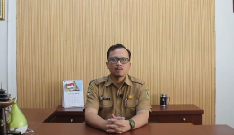 Dicky Nugraha kepada Dinas Perdagangan dan Perindustrian (Disperindag) Kabupaten Bandung saat memberikan keterangan kepada awak media.