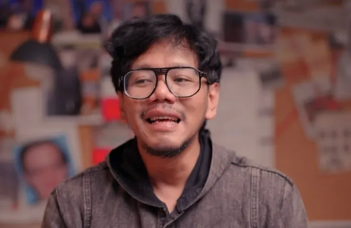 Ferry Irwandi Lulusan Mana? Profil Biodata YouTuber yang Ternyata Mantan PNS: Agama, Umur, Istri - Lamongan Terkini