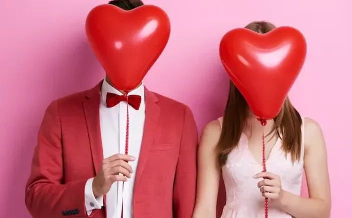 Kumpulan GIF Valentine Day, Desain Menarik dan Cocok Dibagikan ke Pasangan