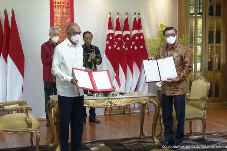 Yasonna Catatkan Sejarah, Tanda Tangani Perjanjian Ekstradisi Indonesia ...