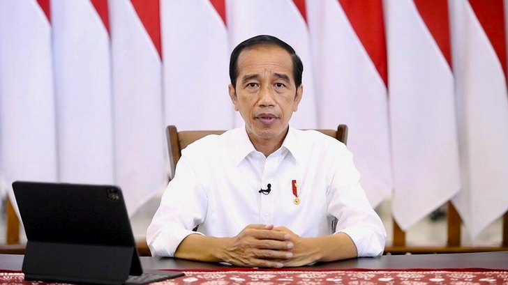 Presiden Jokowi meminta agar masyarakat jangan membuat isu-isu politik yang tidak baik menjelang pemilu.