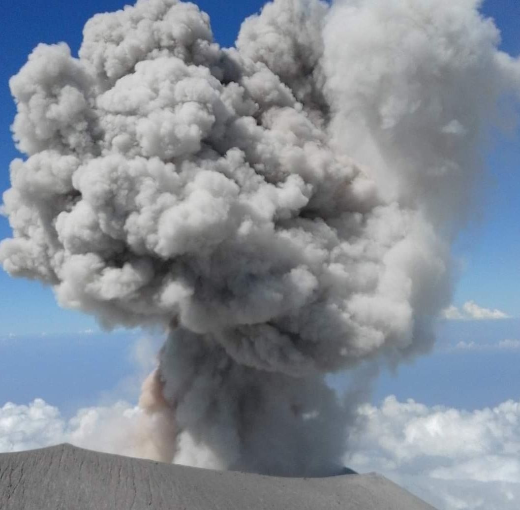 Erupsi Gunung Semeru Tidak Berdampak pada Kegiatan Operasional Bandara, ini Kata Kemenhub
