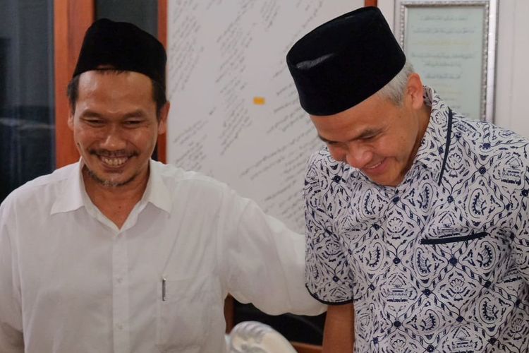 Ganjar Pranowo Kunjungi Ulama, Netizen: Kebiasaan Buruk para Politisi ketika Sudah Mendekati Pemilu