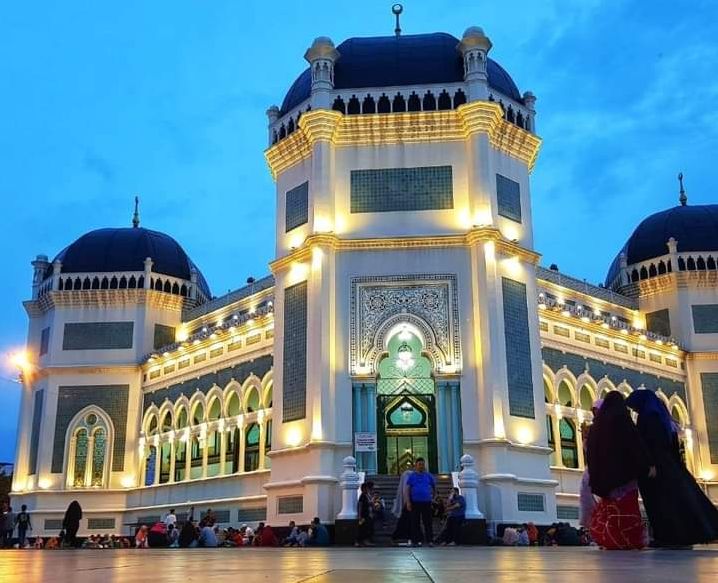 Masjid Raya Medan. 