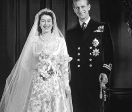 Kisah Cinta Pangeran Philip dengan Ratu Elizabeth II