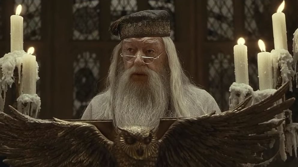 Pemeran Profesor Dumbledore di Film Harry Potter Meninggal Dunia dengan Usia 82 Tahun