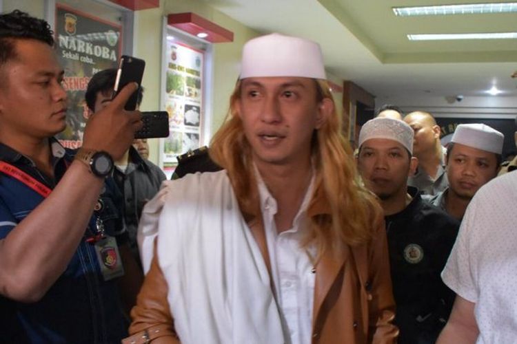 Habib Bahar Tantang AP II yang Pecat Petugas Bandara: Akan Saya Lawan, Mereka Merampas Hak 3 Avsec