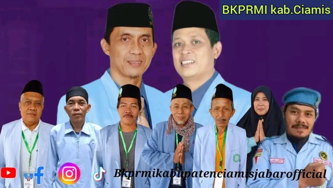 Sebagian pengurus BKPRMI Kabupaten Ciamis dengan Ketua Umum BKPRMI Munawar Hadiatin.*/Kabar-Priangan.com/Humas BKPRMI Ciamis 