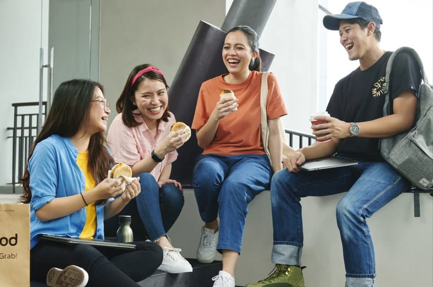 Gambaran kaum Gen X dan Gen Y yang menjadi pemilih penentu di Pemilu 2024