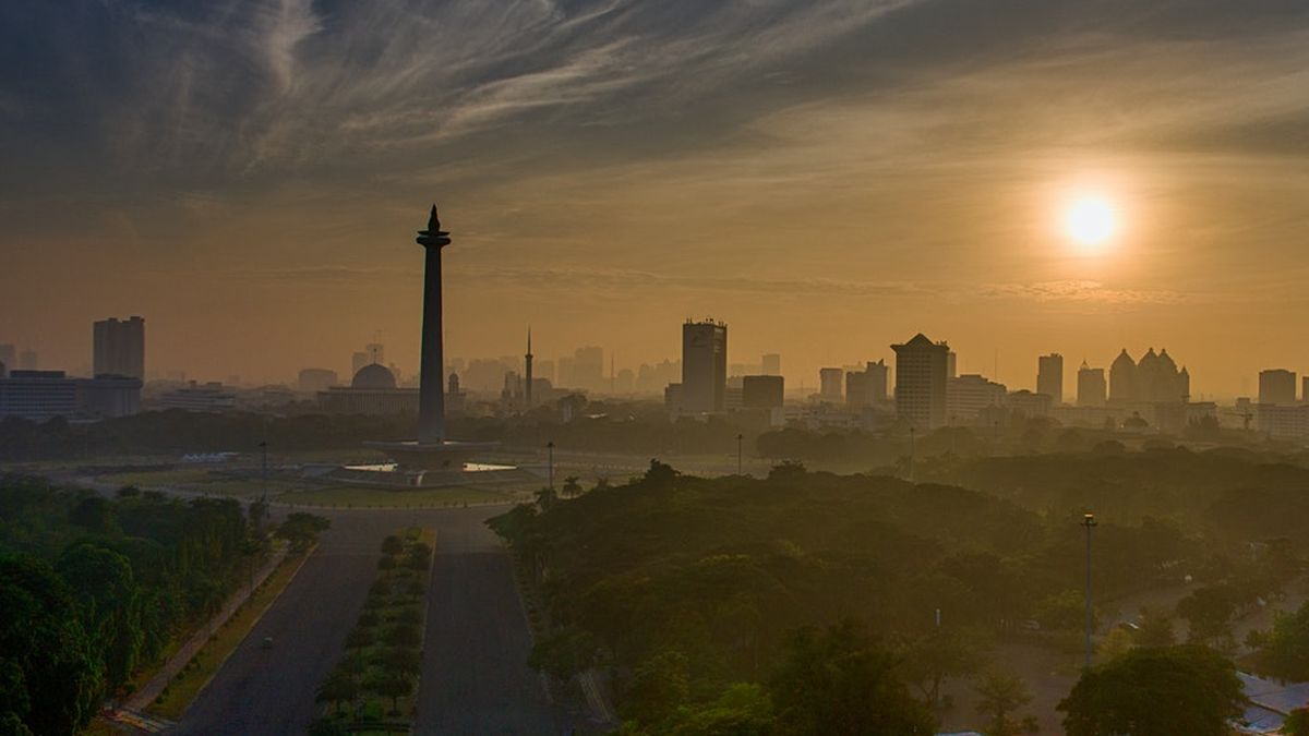 Banyak Warga Putar Otak Punya KTP Jakarta Demi Privilese