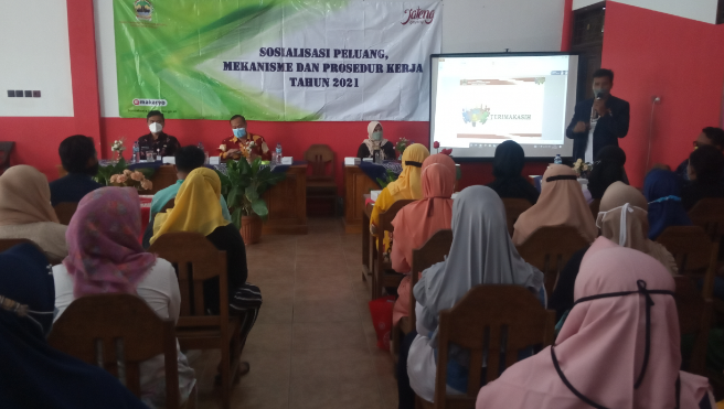 DPRD dan Disnaker Provinsi Jateng Gelar Sosialisasi Pemanfaatan Medsos guna antisipasi Hoax di Wangon, 19 Oktober 2021.