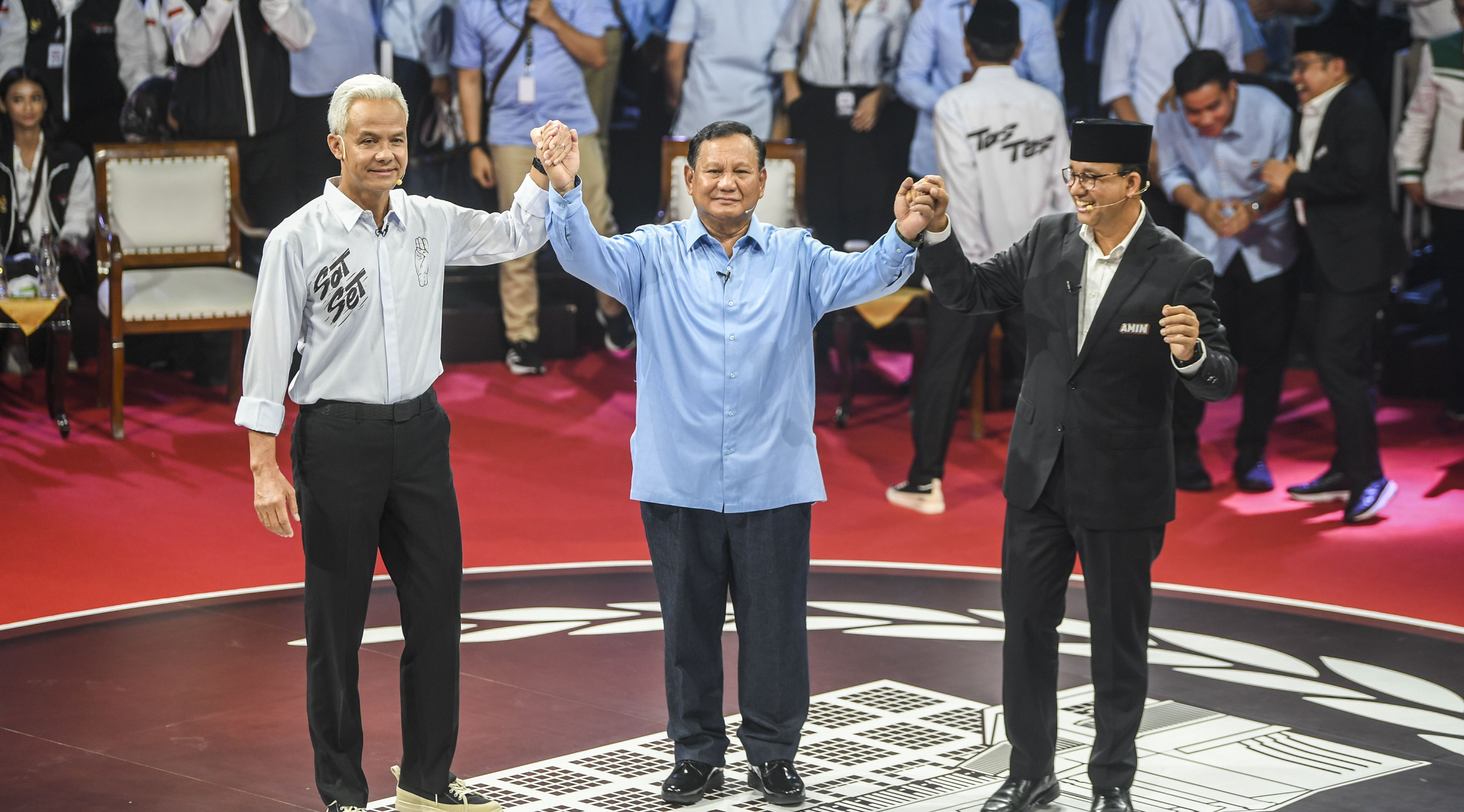 Ganjar Pranowo, Prabowo Subianto, dan Anies Baswedan akan menjalani debat ketiga capres pada Minggu, 7 Januari 2024 di Istora Senayan, Jakarta Pusat.