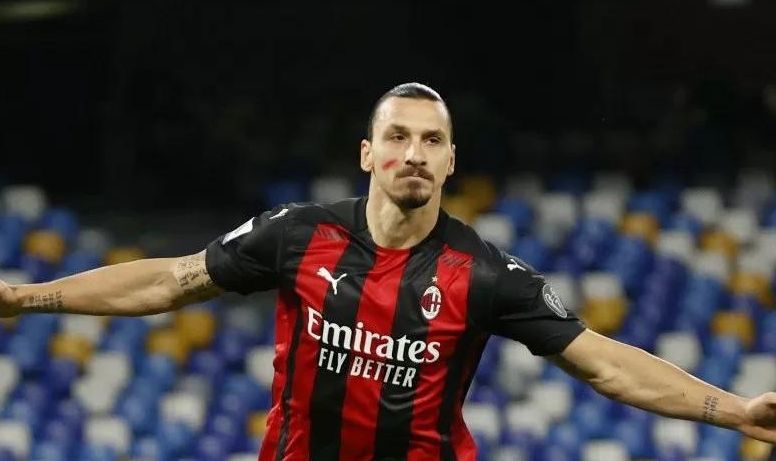 Zlatan  Ibrahimovic Isyaratkan Perpanjang Kontrak di AC Milan