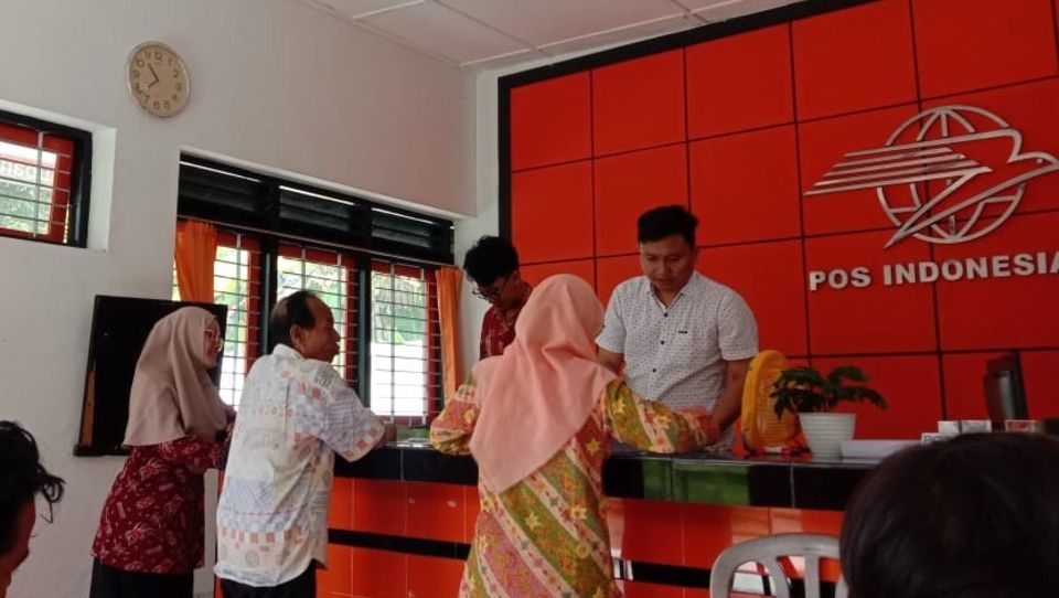 Ilustrasi. Penyaluran bantuan BSU BPJS Ketenagakerjaan/