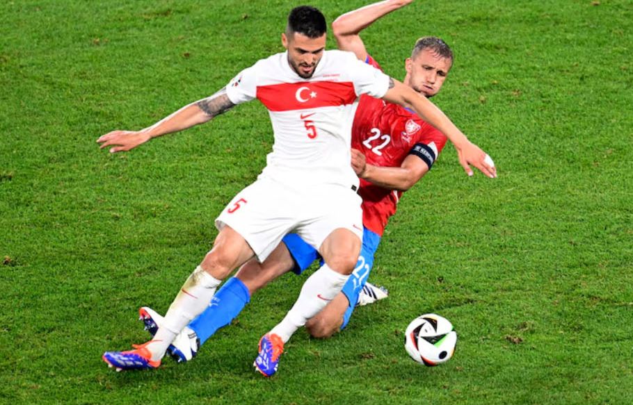 Turki lolos ke babak berikutnya setelah tundukkan Ceko 2 - 1