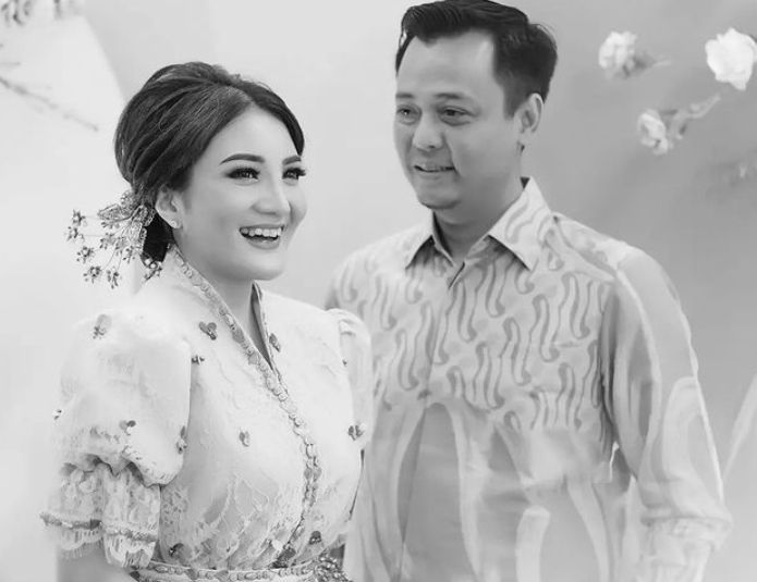 Siapa Calon Suami Kiki Amalia Ini Profil Dan Biodata Agung Nugraha