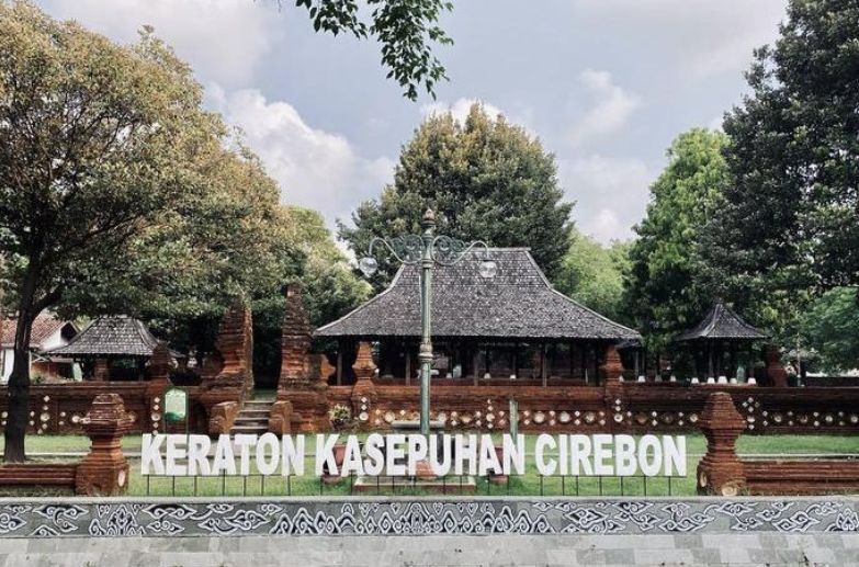 Keraton Kasepuhan Cirebon /Instagram/ @hi.dhayat