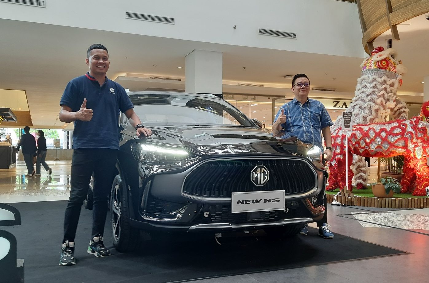 Diluncurkan secara resmi pekan lalu, kini New MG HS I-Smart hadir diperkenalkan untuk masyarakat otomotif Kota Bandung lewat gelaran bertajuk Beyond Magnificent Exhibition di Paskal Hyper Square selama sepekan hingga Minggu, 5 Februari 2023. 