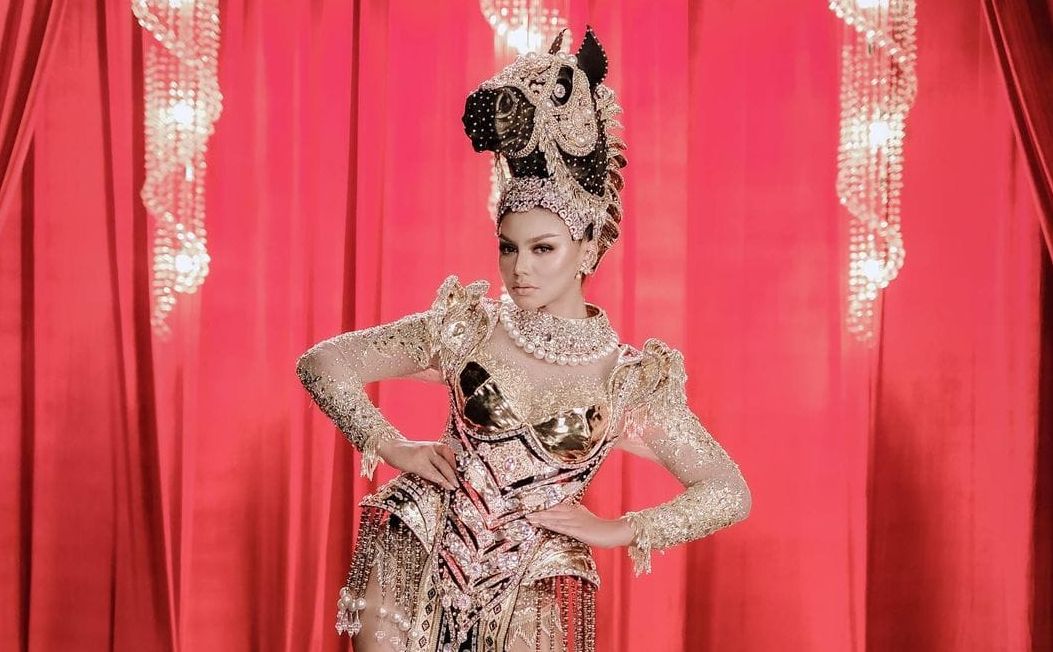 Jihane Almira dengan Gaun Bertabur 10 Ribu Berlian Raih 'Best National Costume' di Miss Supranational 2021
