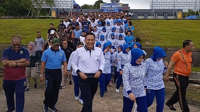Tingkatkan Soliditas, Lantamal XIII Tarakan Gelar Olahraga Bersama TNI-Polri dan Forkopimda.