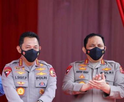 Potret Presiden Konfederasi Serikat Pekerja Seluruh Indonesia (KSPSI) Andi Gani Nena Wea, Kapolri Jenderal Listyo Sigit Prabowo, dan Wakapolri Komjen Gatot Edy Pramono