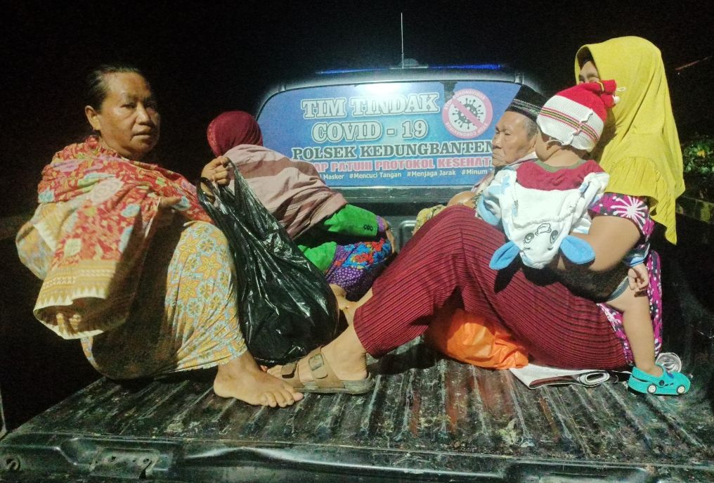 Evakuasi warga Dermasuci, Kecamatan Pangkah