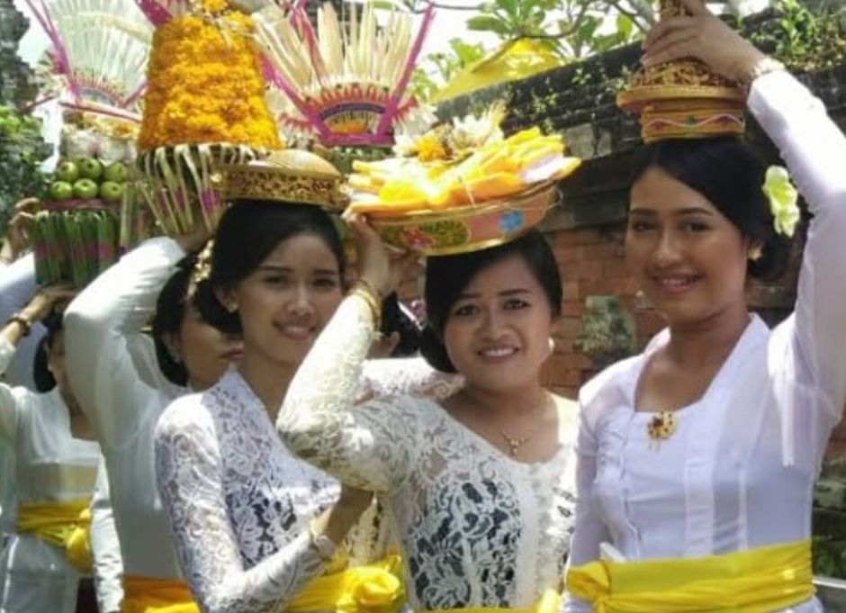 Pentingnya Peranan Agama Dalam Tatanan Kebudayaan Bali - IndoBali News