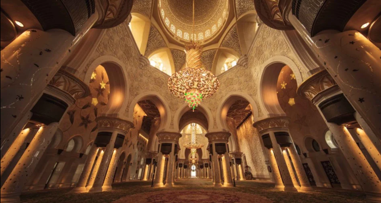 Sheikh Zayed Grand Mosque di Abu Dhabi, Uni Emirat Arab yang akan dibangun replikanya di Solo, Jateng yaitu Masjid Agung Sheikh Zayed. *