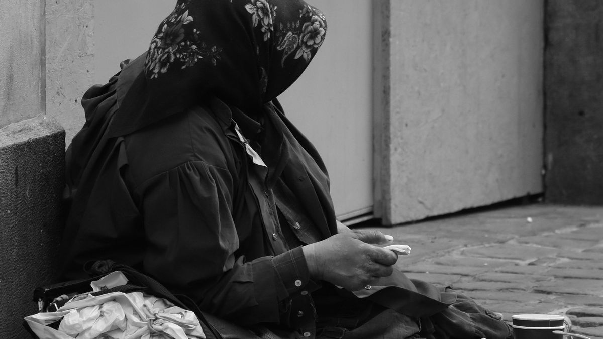 Ramadhan 2024 Tanpa Pengemis di Jalan, Mensos Risma Dorong Pendaftaran Zakat